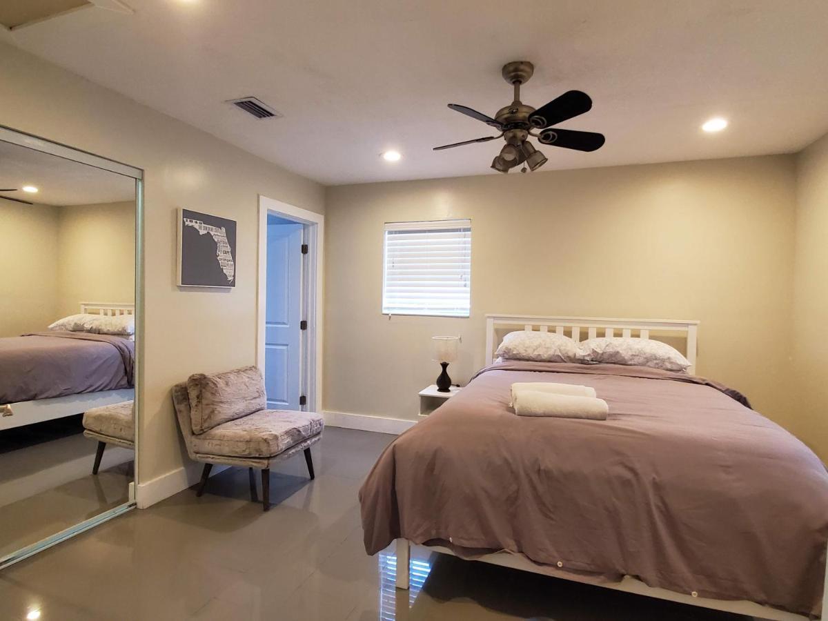 Lakefront Vacation Home - Sleeps 8 ديفي المظهر الخارجي الصورة